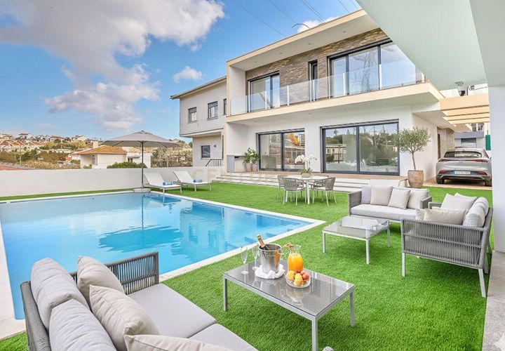Villa i Odivelas, Lisbon, Odivelas - € 975.000 | Ref: C0409-01934 - foto 1