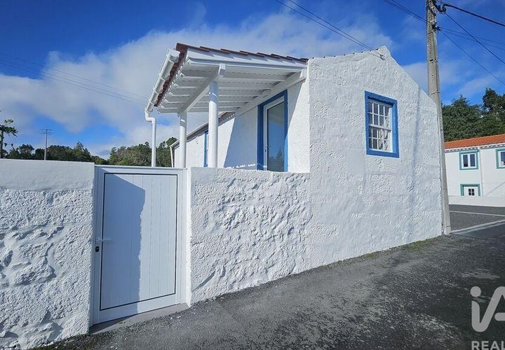 Radhus i Lajes do Pico, Pico, Lajes do Pico - € 179 000 | Ref: 797823 - foto 1