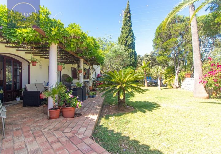 Villa i Estoi, Faro, Estoi - € 1.685.000 | Ref: F250W - foto 1