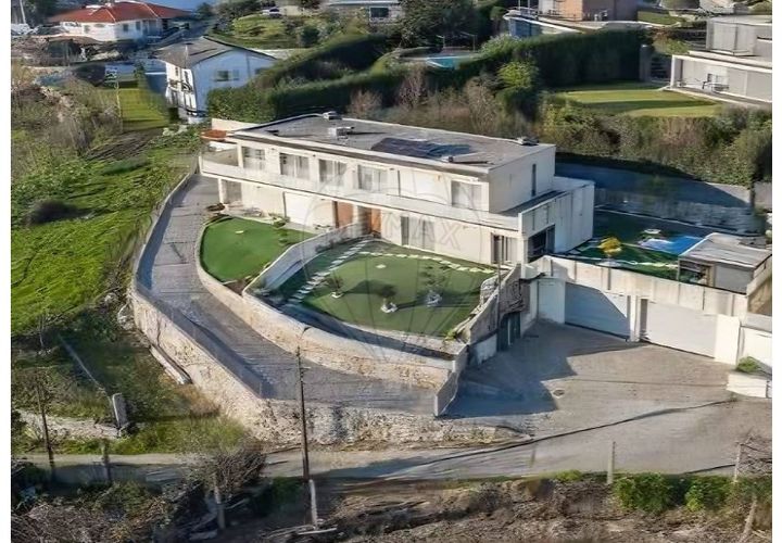Villa a Guimaraes, Braga, Guimaraes - € 535.000 | Ref: 121751324-335 - foto 1