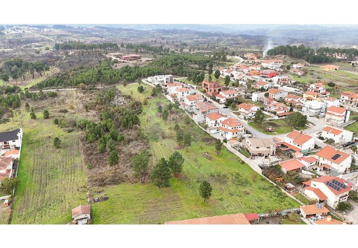 Helårsgrund i Outeiro Seco, Vila Real, Outeiro Seco - € 116.900 | Ref: 126381014-75 - foto 1