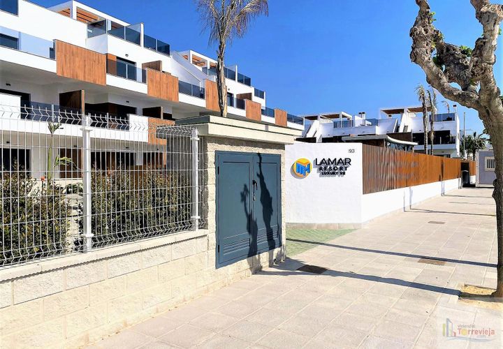 Bungalow i Orihuela Costa, Alicante, Orihuela Costa - € 279.900 | Ref: 907-LHR50 - foto 1