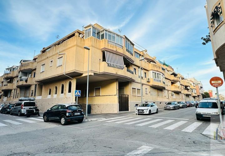 Leilighet i Torrevieja, Alicante, Torrevieja - € 105 000 | Ref: 0-A21943 - foto 1
