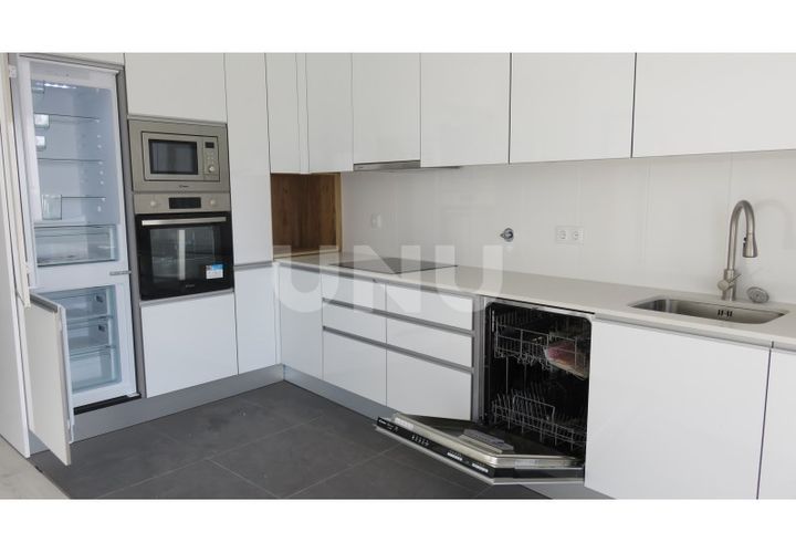 Lejlighed i Corroios, Setubal, Corroios - € 425.000 | Ref: UNU.I.1392.19406 - foto 1