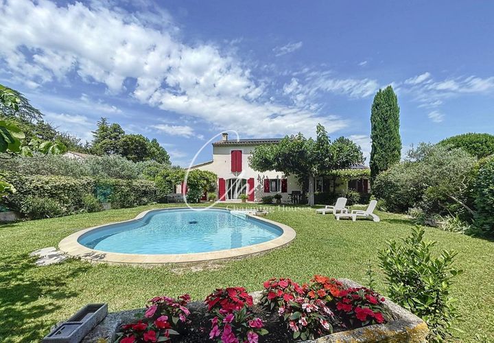 Villa a Cabannes, Bouches-du-Rhone, Cabannes - € 568.000 | Ref: getkey_u_511591271 - foto 1