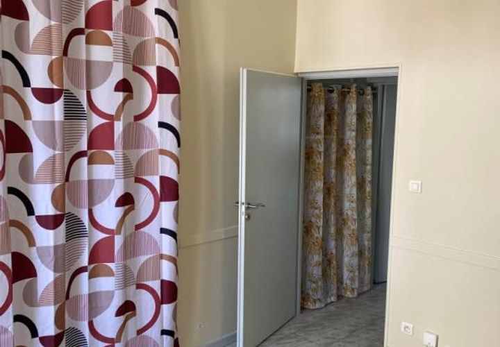 Villa a Nimes, Gard, Nimes - € 520/mes | Ref: 853369 - foto 1