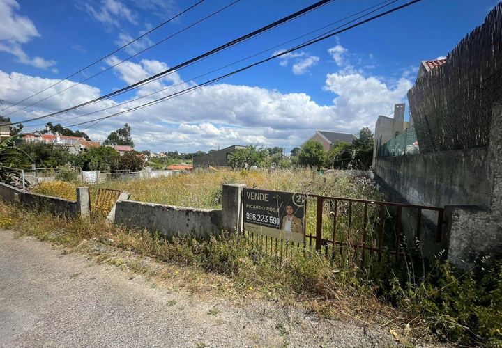 Helårsgrund i Almada, Setubal, Almada - € 145.000 | Ref: C0364-05523 - foto 1