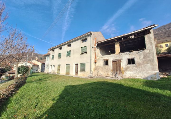 Villa en Sarmede, Treviso, Sarmede - € 75.000 | Ref: 389 - photo 1