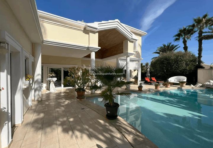 Villa i Cabo Roig, Alicante, Cabo Roig - € 1.399.000 | Ref: CABO NNC - foto 1