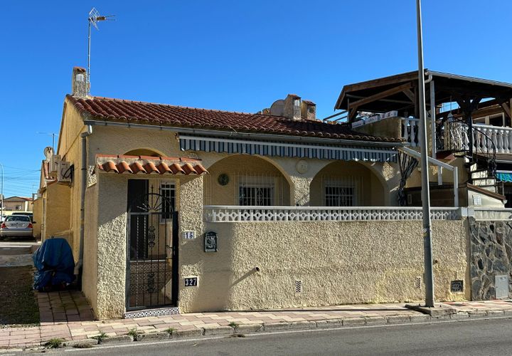 Villa a La Marina, Alicante, La Marina - € 107.950 | Ref: SP4763 - foto 1