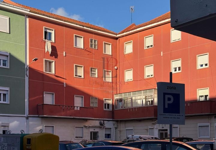 Lejlighed i Amadora, Lisbon, Amadora - € 215.000 | Ref: LPCA236 - foto 1
