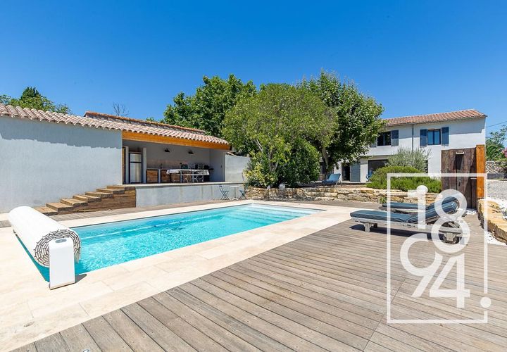Villa i Marseille, Bouches-du-Rhone, Marseille - € 830.000 | Ref: EEKF-483-H32 - foto 1