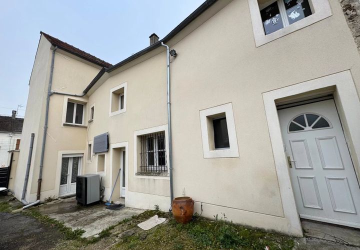 Villa a Meaux, Seine-et-Marne, Meaux - € 320.000 | Ref: 2175 - foto 1