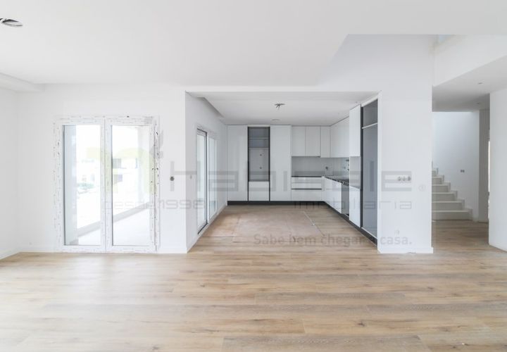 Byhus i Corroios, Setubal, Corroios - € 765.000 | Ref: D323 - foto 1
