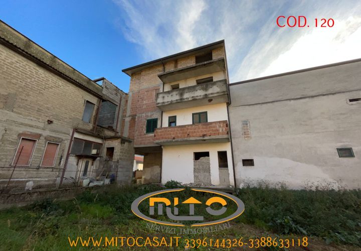 Villa a Telese Terme, Benevento, Telese Terme - € 199.000 | Ref: 120 - foto 1