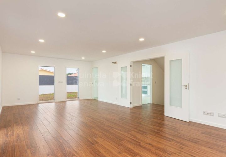 Villa i Cascais, Lisbon, Cascais - € 1.250.000 | Ref: PROP-005928 - foto 1