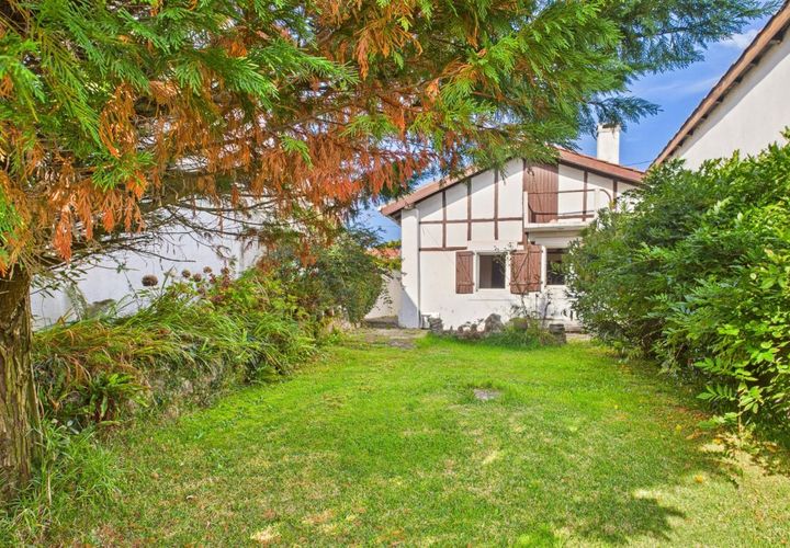 Villa i Bidart, Pyrenees-Atlantiques, Bidart - € 690.000 | Ref: 3E3E3F99B97643A6 - foto 1