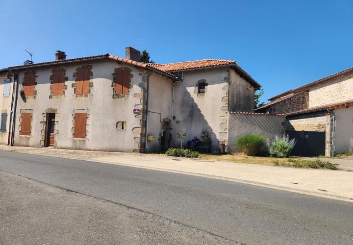 Villa a Brillac, Charente, Brillac - € 76.500 | Ref: 454A636043BA4F8E - foto 1