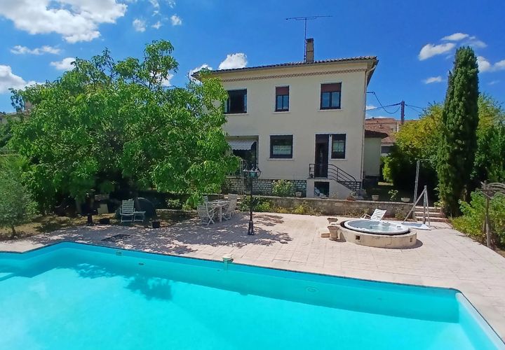 Villa i Cognac, Charente, Cognac - € 328 600 | Ref: BVI84094 - foto 1