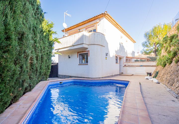 Villa i La Nucia, Alicante, La Nucia - € 239.900 | Ref: 5382 C - foto 1
