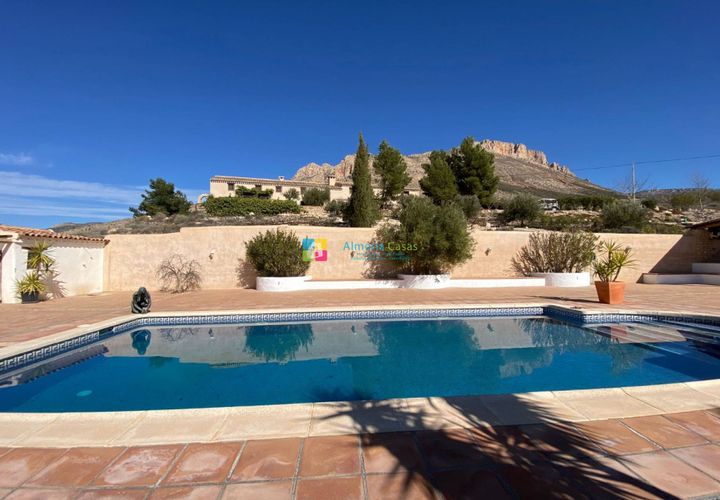 Landejendom i Velez-Blanco, Almeria, Velez-Blanco - € 695.000 | Ref: 2703 - foto 1