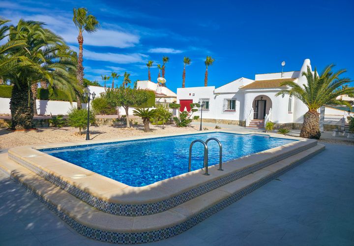 Villa a Torrevieja, Alicante, Torrevieja - € 449.950 | Ref: 763865 - foto 1