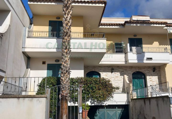 Rækkehus i Avella, Avellino, Avella - € 225.000 | Ref: 459551 - foto 1