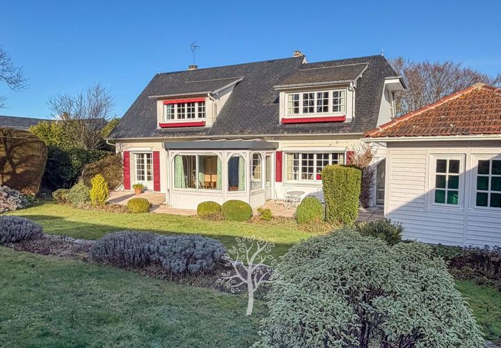 Villa a Dieppe, Seine-Maritime, Dieppe - € 450.000 | Ref: NELV-TH5-0Z2 - foto 1