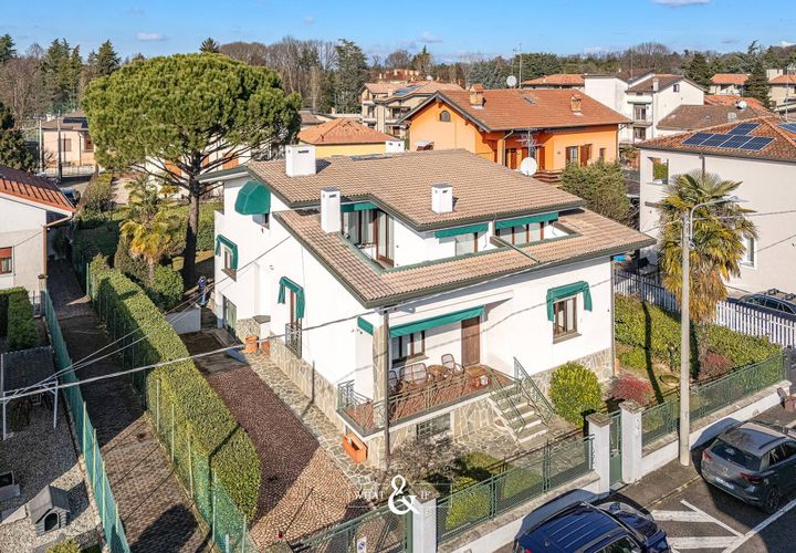 Villa in Arcore, Monza and Brianza, Arcore - € 540.000 | Ref: 392 - foto 1