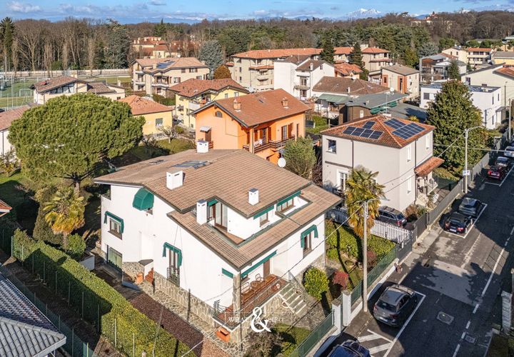 Villa a Arcore, Monza and Brianza, Arcore - € 540.000 | Ref: 392 - foto 1