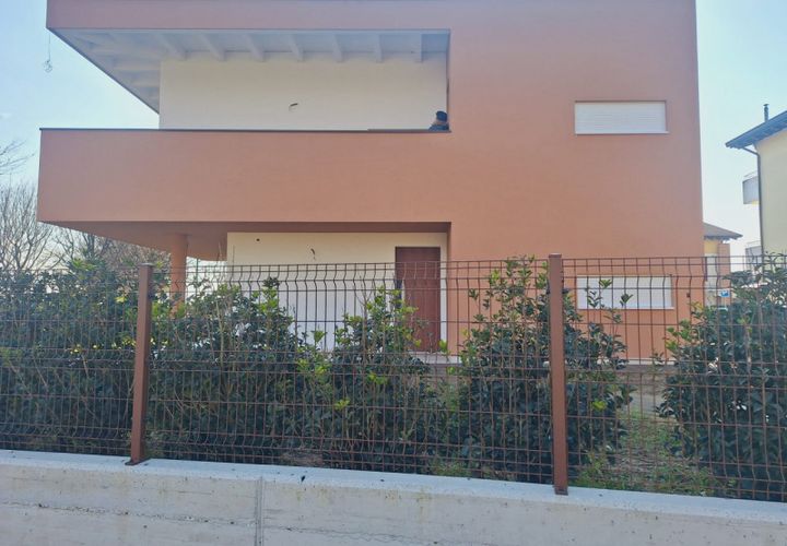 Villa a Loreggia, Padua, Loreggia - € 400.000 | Ref: CVMG26001 - foto 1