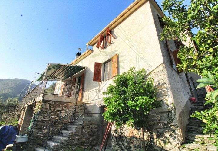 Villa a Rapallo, Genoa, Rapallo - € 195.000 | Ref: 618DV - foto 1