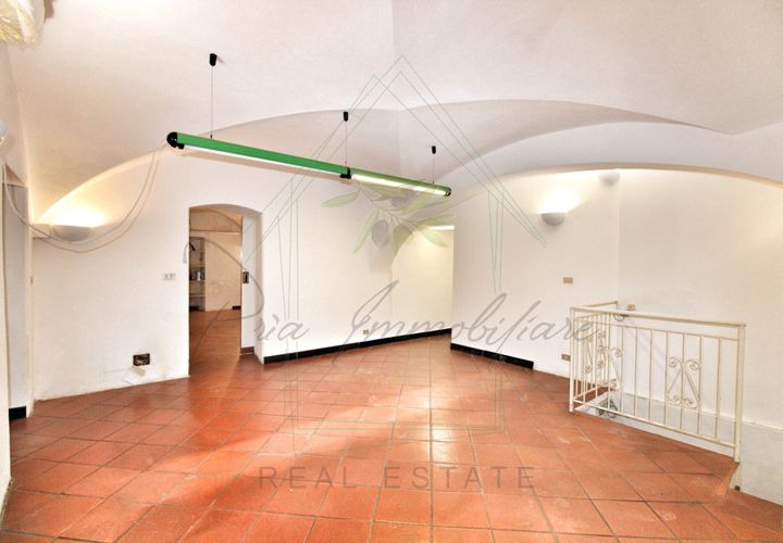 Erhvervsejendom i Rapallo, Genoa, Rapallo - € 225.000 | Ref: 764DV - foto 1