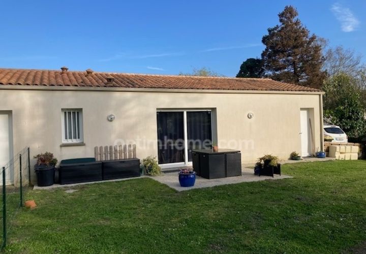Villa a Yves, Charente-Maritime, Yves - € 248.000 | Ref: 830038114215 - foto 1