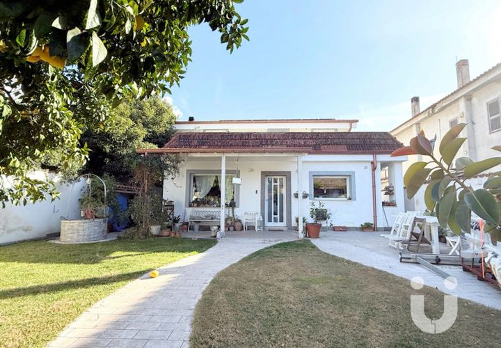 Villa i Rome, Rome, Rome - € 510.000 | Ref: IC770 - foto 1