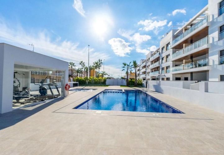Lejlighed i Torrevieja, Alicante, Torrevieja - € 399.000 | Ref: NBCB-34380 - foto 1