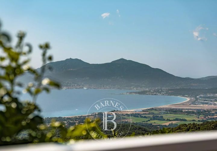 Villa en Porticcio, Corse-du-Sud, Porticcio - € 1.995.000 | Ref: RV2110 - photo 1