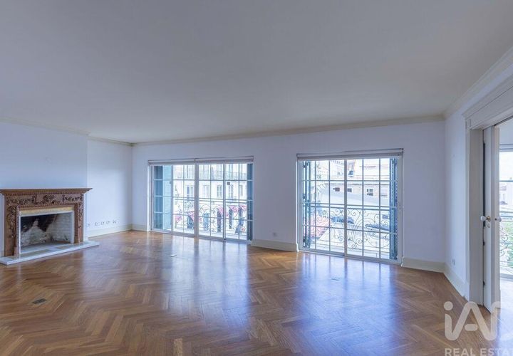 Apartament a Lisbon, Lisbon, Lisbon - € 5.000/mes | Ref: 157276 - foto 1