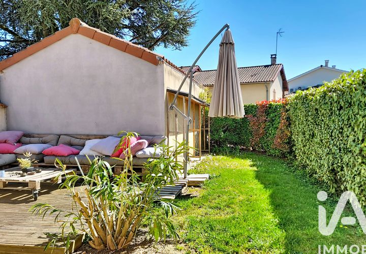 Villa in Millery, Rhone, Millery - € 480.000 | Ref: 42345 - foto 1