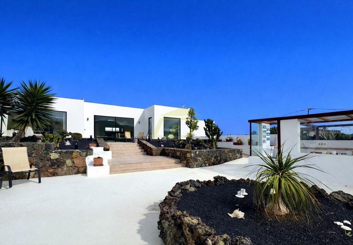 Villa a Haria, Lanzarote, Haria - € 690.000 | Ref: L326015 - foto 1