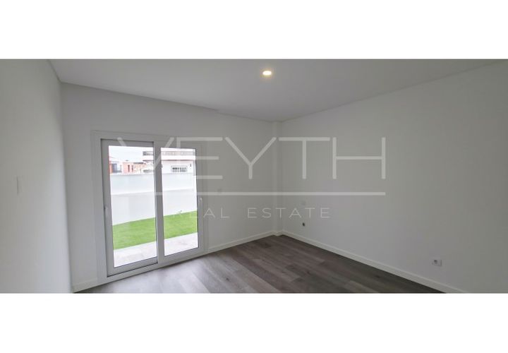 Duplex i Corroios, Setubal, Corroios - € 505.000 | Ref: APA_205 - foto 1