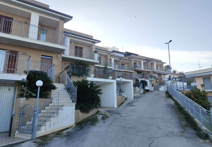 Rækkehus i Acquaviva Picena, Ascoli Piceno, Acquaviva Picena - € 300.000 | Ref: CV9494 - foto 1