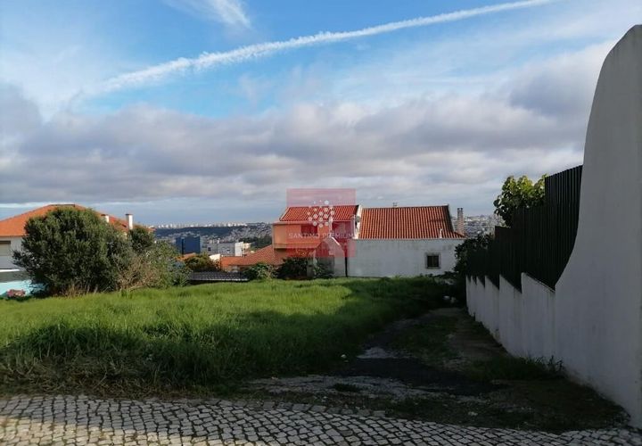 Helårsgrund i Amadora, Lisbon, Amadora - € 85.000 | Ref: 047.001.005 A - foto 1