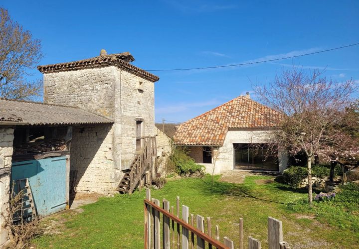 Villa i Montaigu-de-Quercy, Tarn-et-Garonne, Montaigu-de-Quercy - € 272.850 | Ref: BVI84256 - foto 1