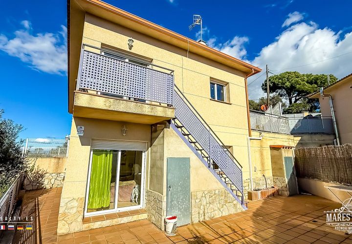 Villa i Vidreres, Gerona, Vidreres - € 295.000 | Ref: CHA0548 - foto 1