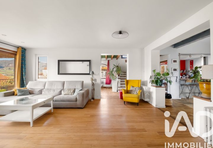 Villa a Vaugneray, Rhone, Vaugneray - € 660.000 | Ref: 91506 - foto 1
