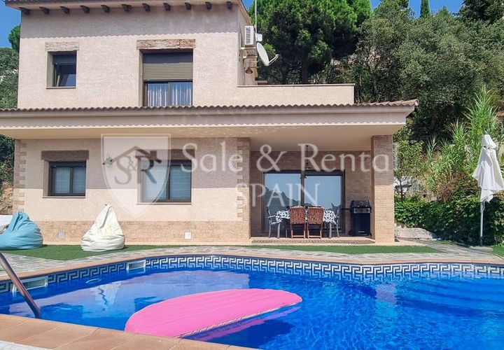 Villa i Lloret De Mar, Gerona, Lloret De Mar - € 475.000 | Ref: 2511 - foto 1