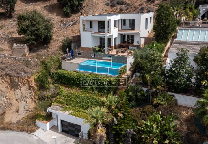 Villa em Alella, Barcelona, Alella - € 1.155.000 | Ref: MRS30118 - foto 1