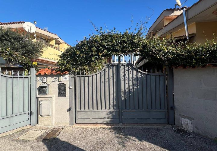 Leilighet i Pomezia, Rome, Pomezia - € 129 000 | Ref: Via Calore - foto 1