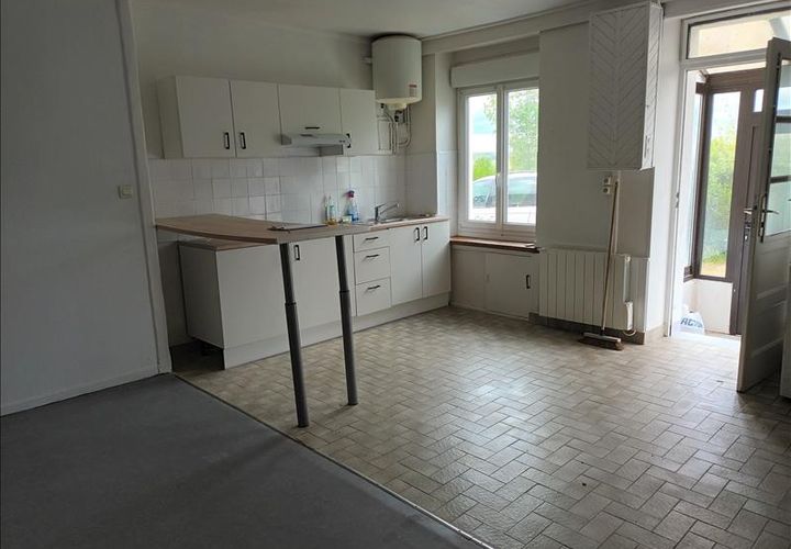 Apartament a Cerilly, Allier, Cerilly - € 450/mes | Ref: AN004388 - foto 1